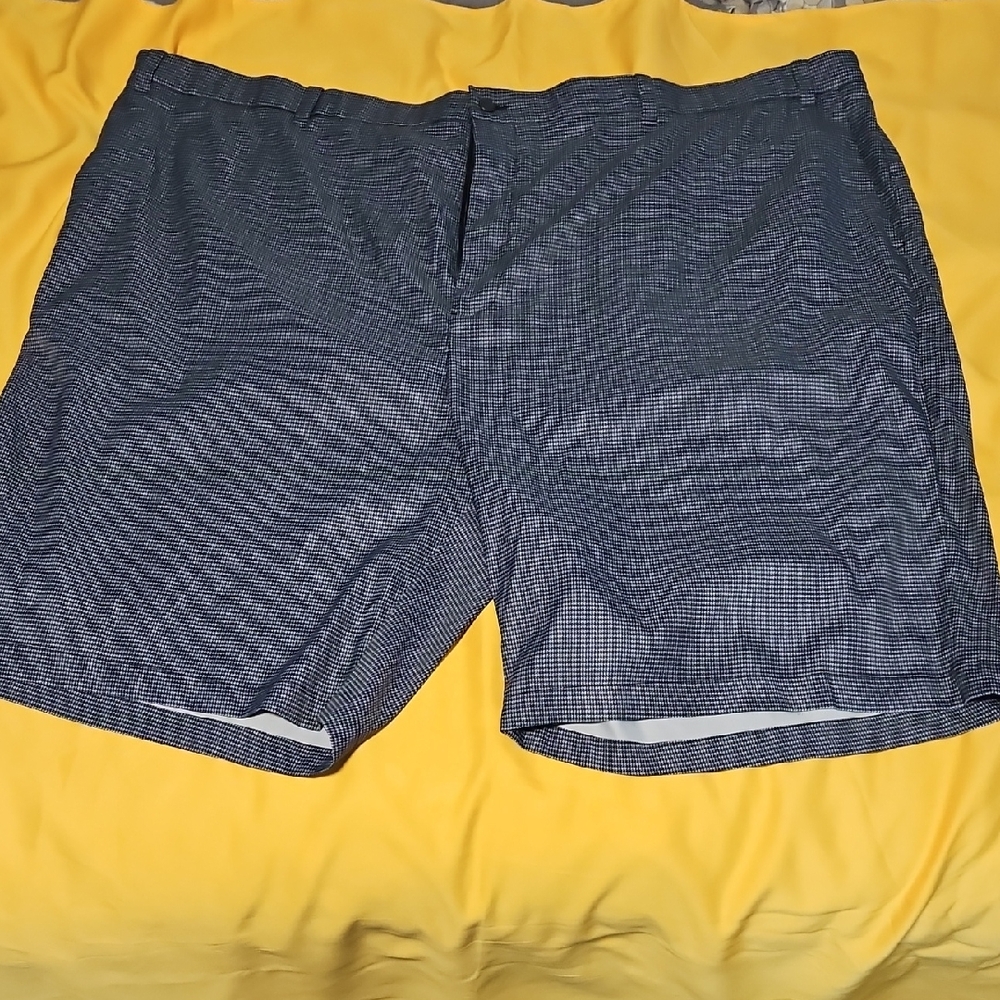 Callaway Blue Checkered Men's Flat Front Shorts Size 54